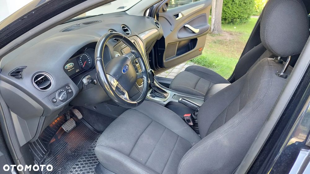 Ford Mondeo - 10