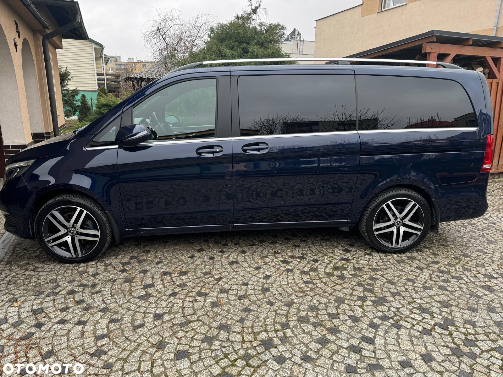 Mercedes-Benz Klasa V 250 d 4-Matic Exclusive 7G-Tronic - 6