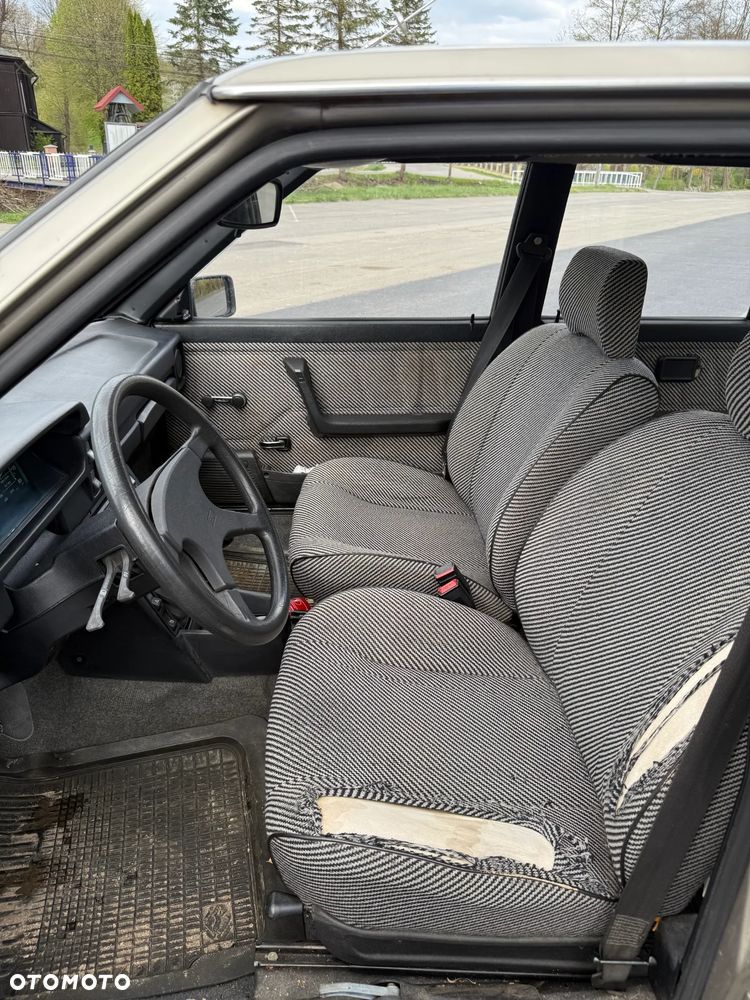 Polonez Caro - 14