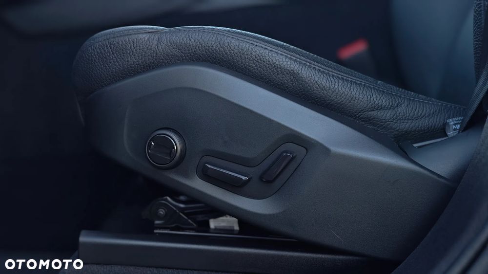 Volvo XC 90 B6 B AWD Geartronic Inscription - 33