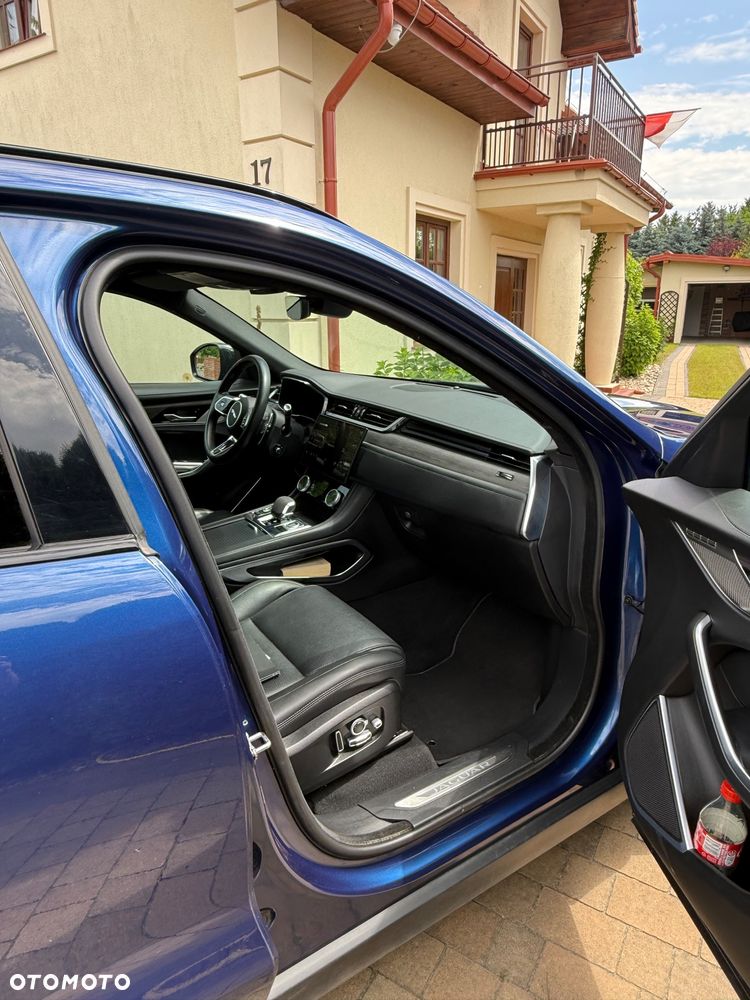 Jaguar F-Pace 2.0 i4P AWD R-Sport - 19