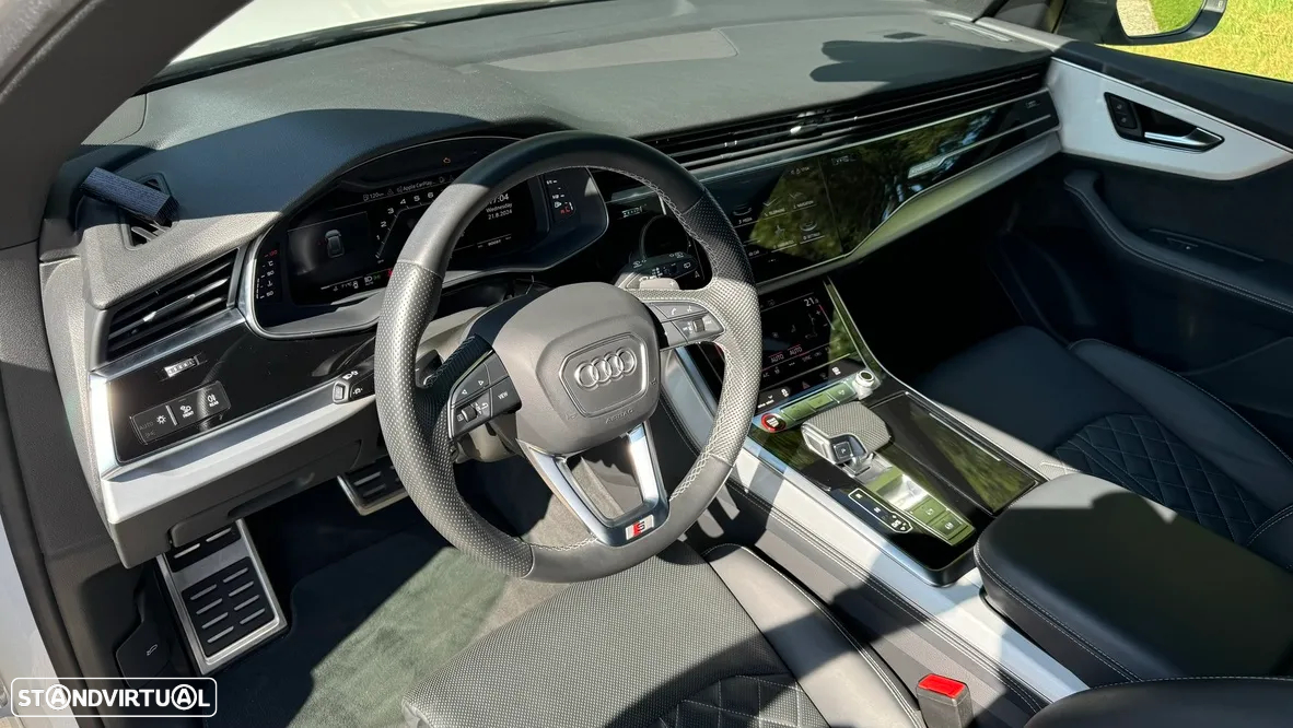 Audi SQ8 TFSI quattro Tiptronic - 23