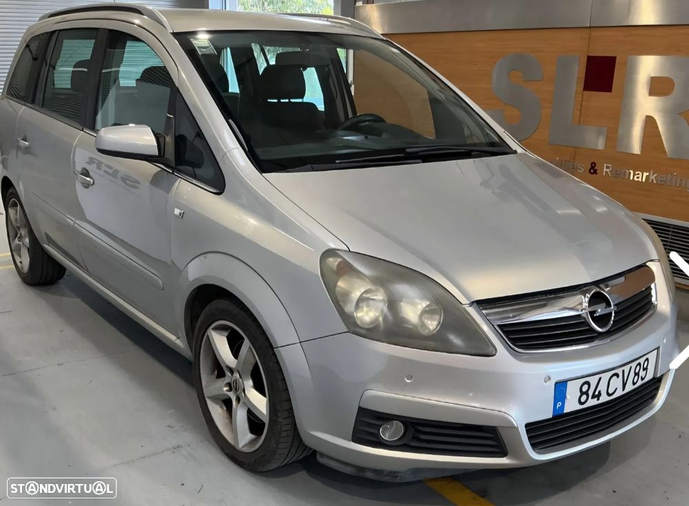 Opel Zafira 1.9 CDTI Cosmo - 1