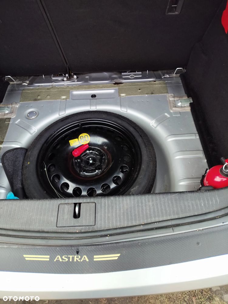 Opel Astra 1.6 CDTI Enjoy - 15