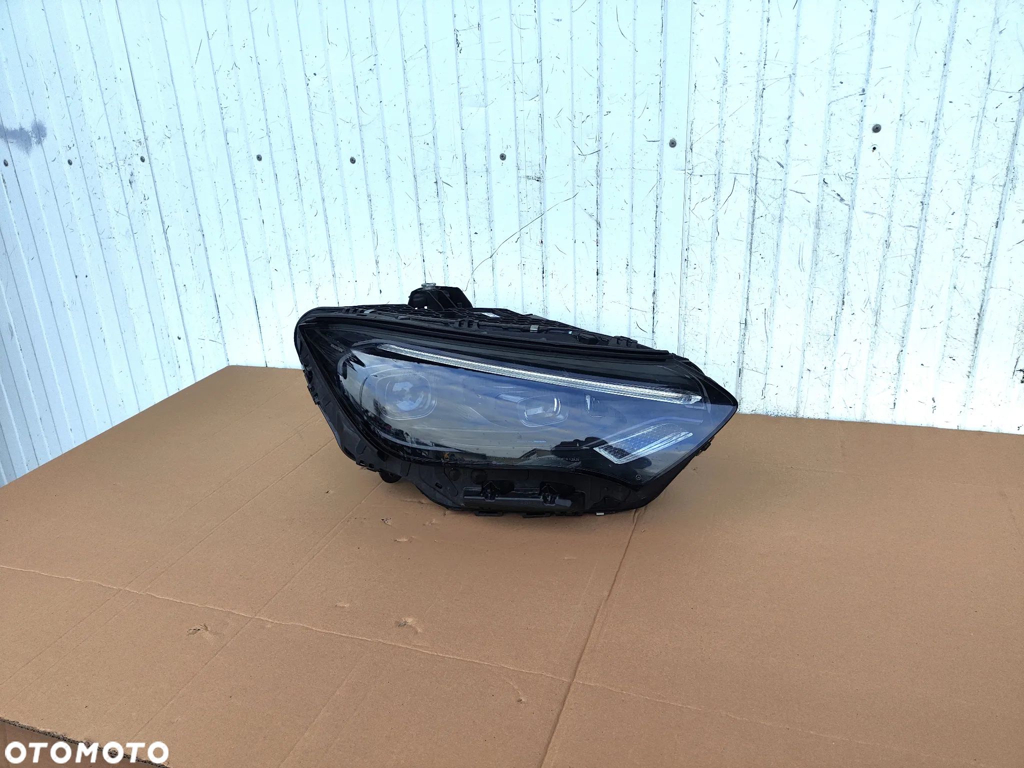 MERCEDES EQE W295 A295 DIGITAL LIGHT FULL LED LAMPA PRAWA PRZÓD - 1