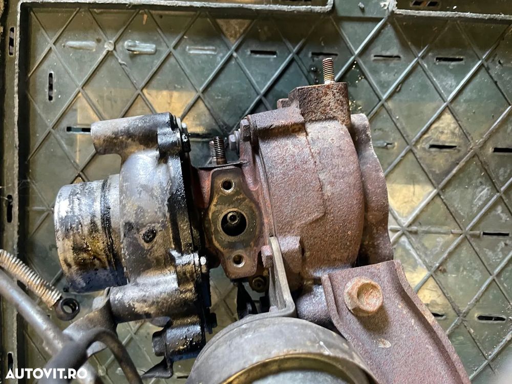 Turbo turbina Mazda 5 2.0 diesel 103kw 140cp E4 2008 - 4