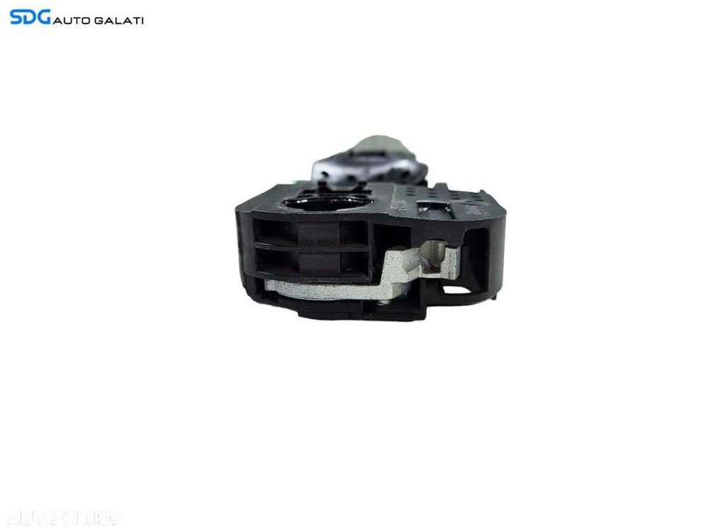 Suport Maner Usa Portiera Exterior Dreapta Fata Renault Fluence 2010 - 2016 Cod 806060041R [L7155] - 3