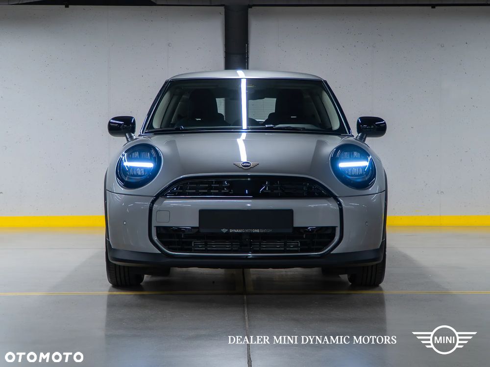 MINI Cooper C Essential Trim - 3