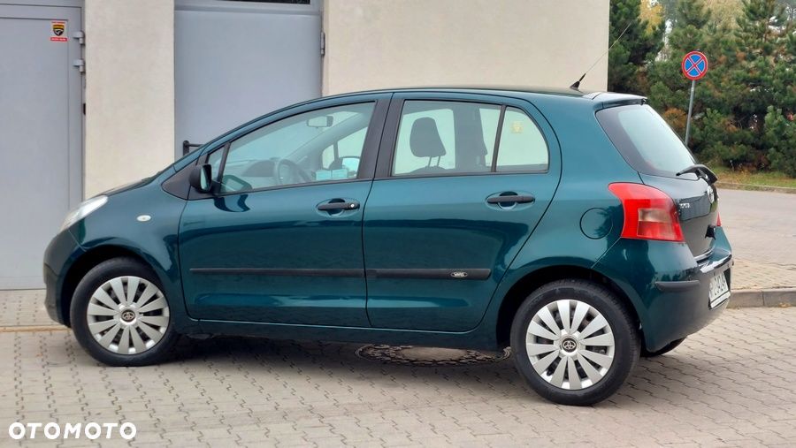Toyota Yaris 2007 photo 4