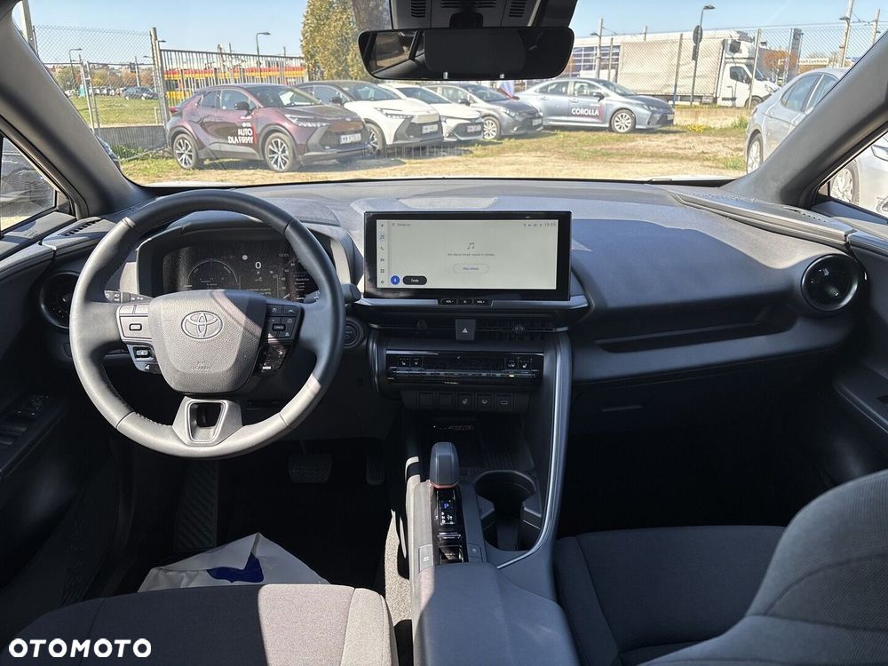 Toyota C-HR - 13