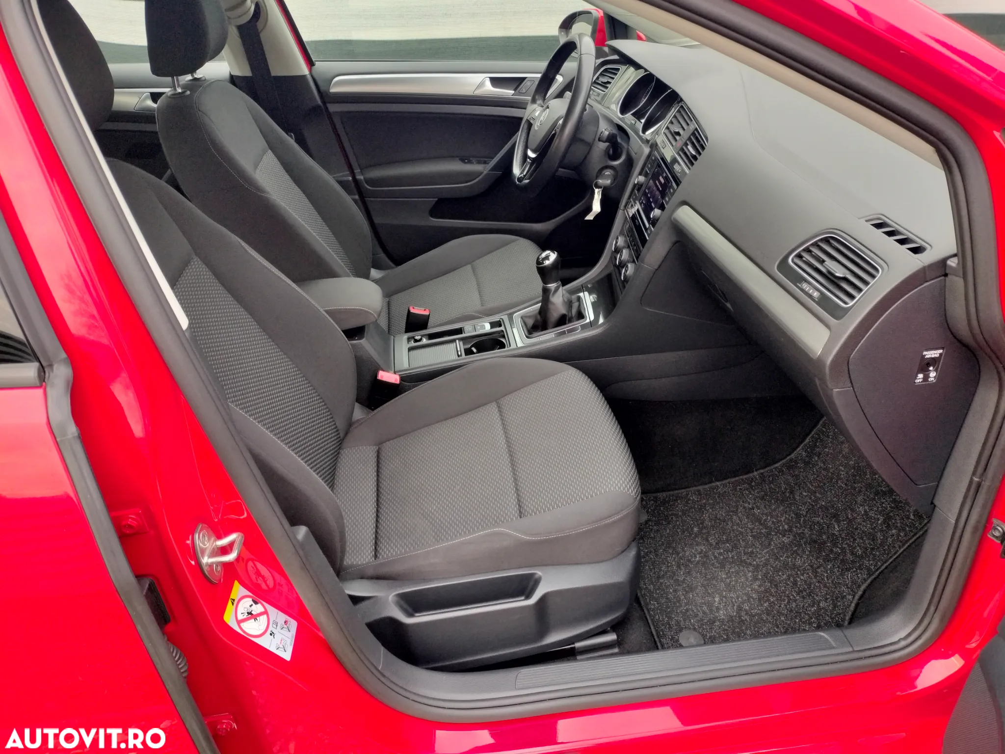 Volkswagen Golf 1.0 TSI Comfortline - 11