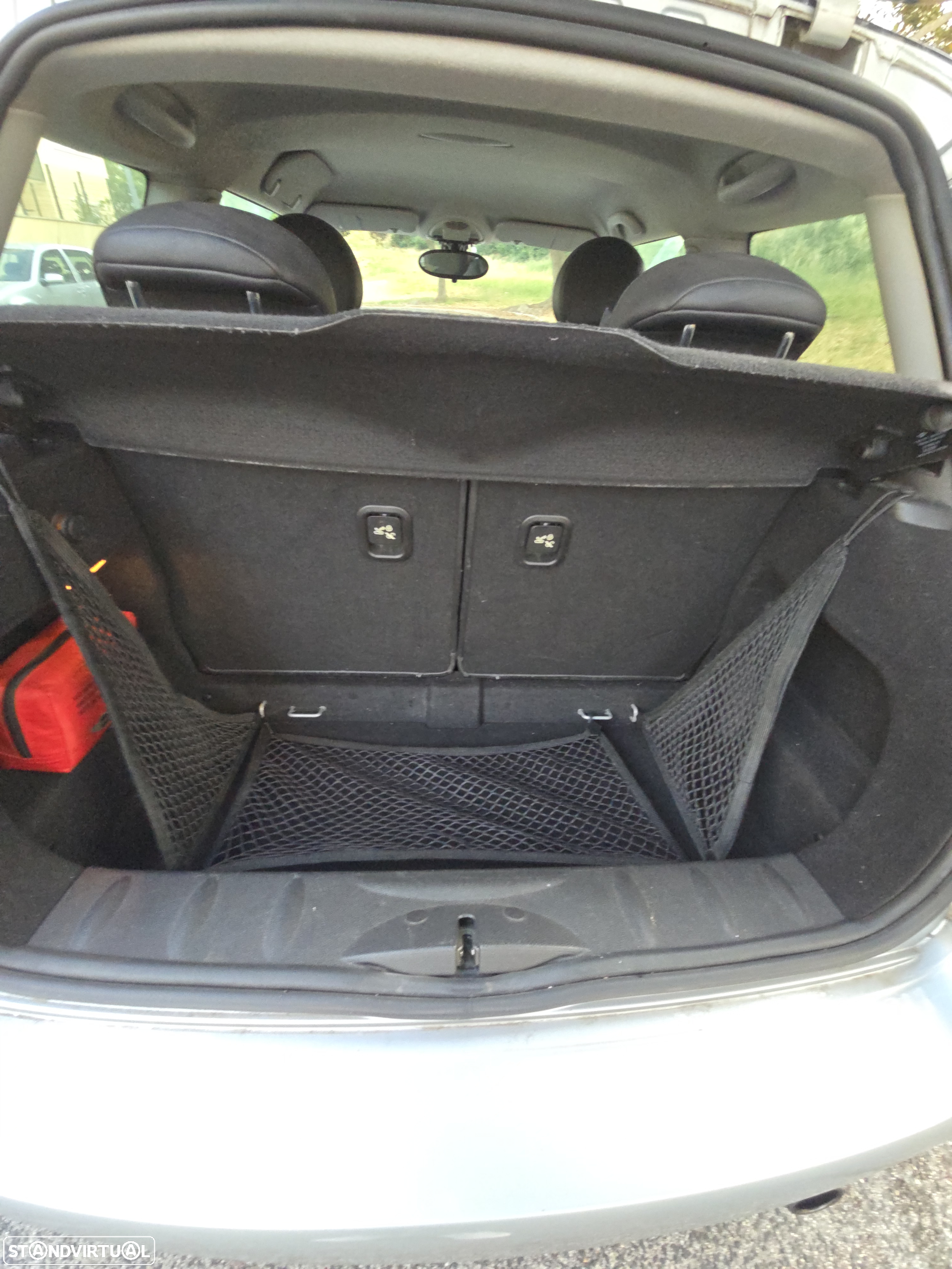 MINI 3 Portas Cooper D - 27