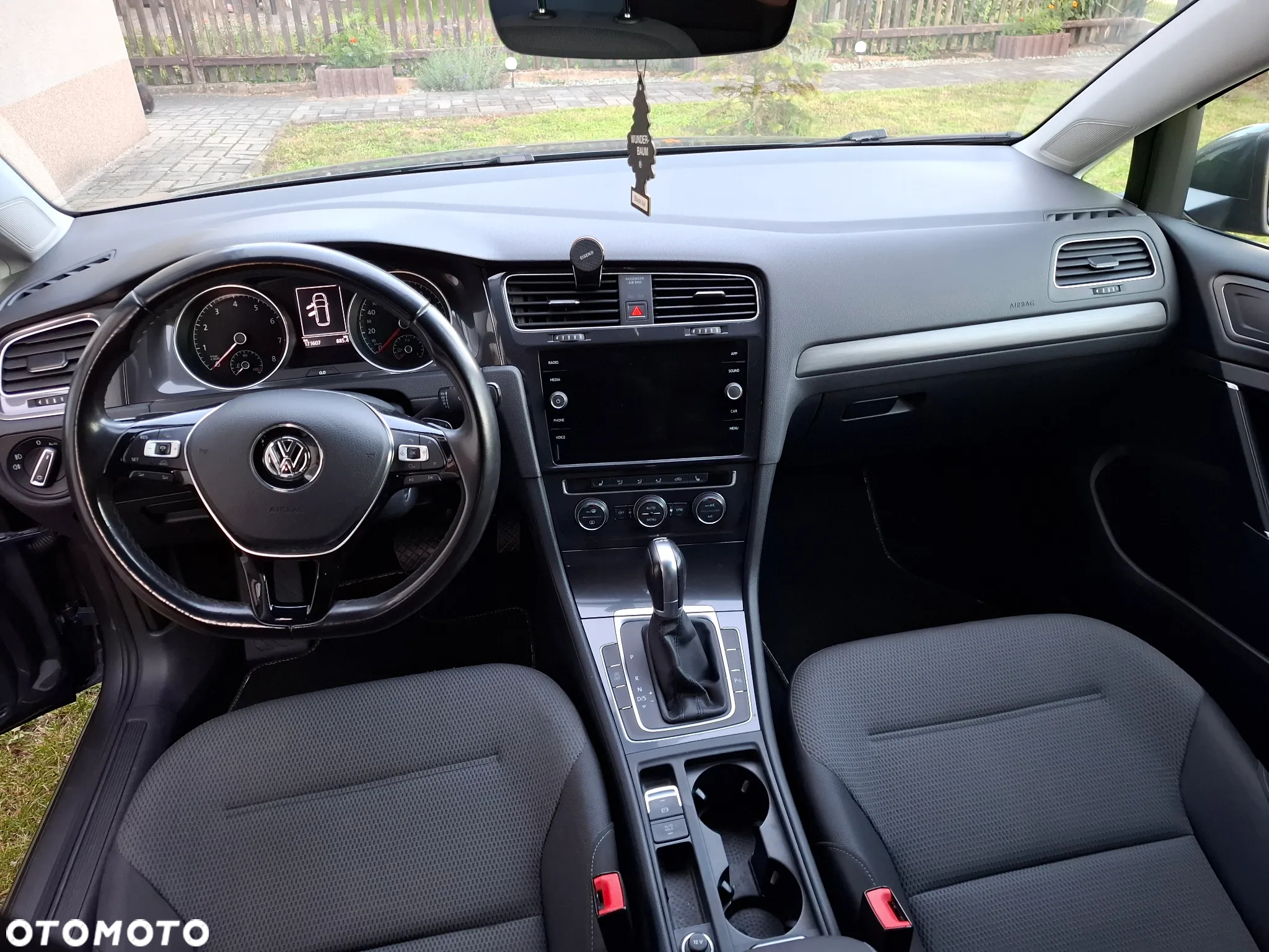 Volkswagen Golf Variant 1.4 TSI BlueMotion Technology DSG Comfortline - 16