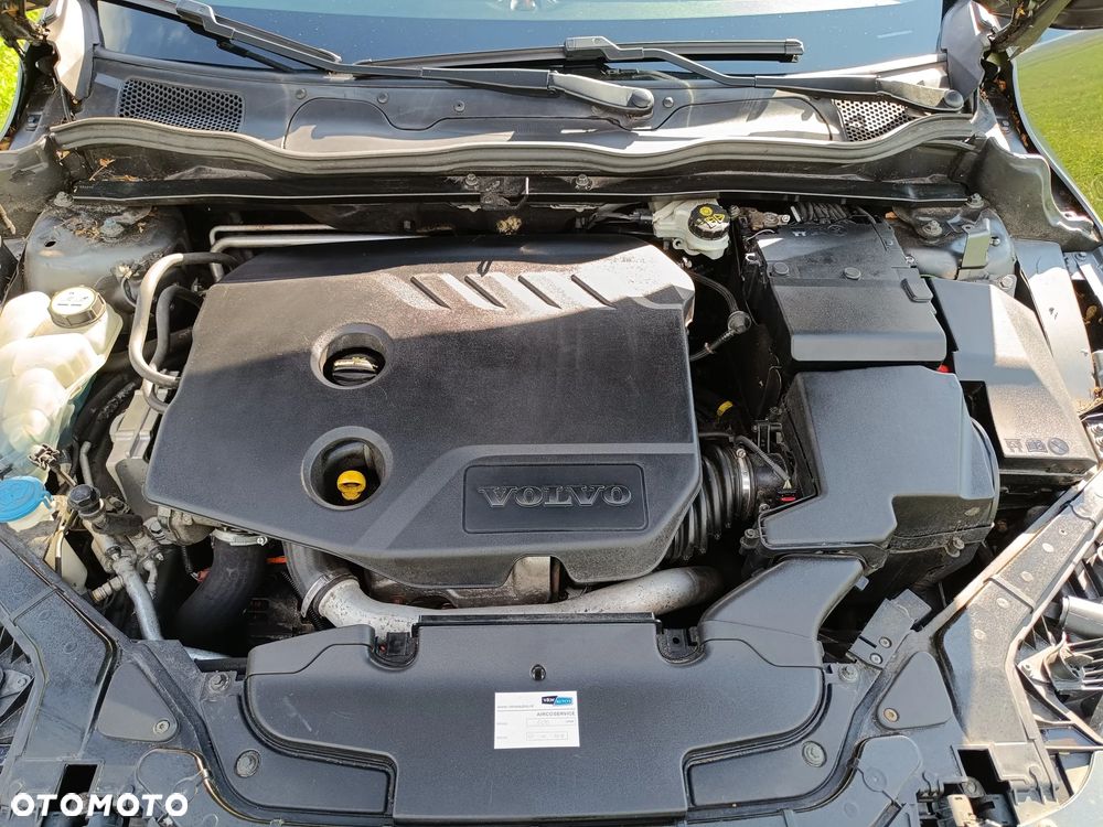 Volvo V40 D2 Momentum - 32