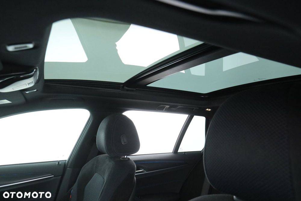 BMW Seria 5 - 24