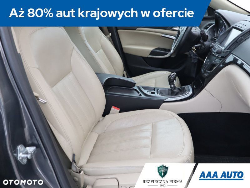 Opel Insignia - 11