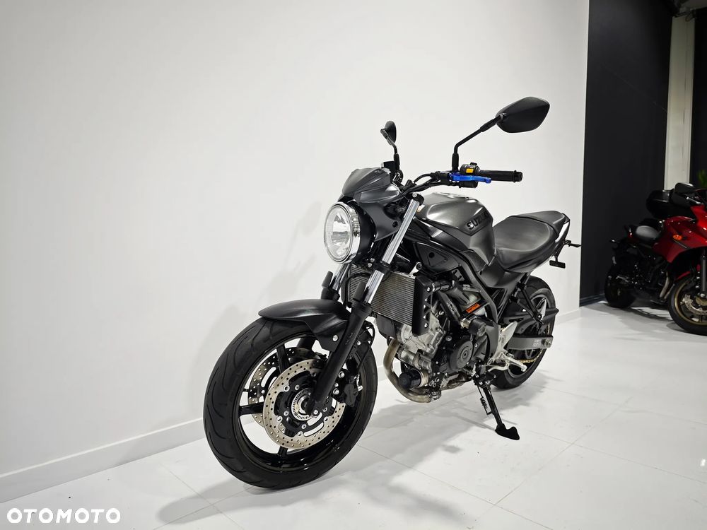 Suzuki SV - 9