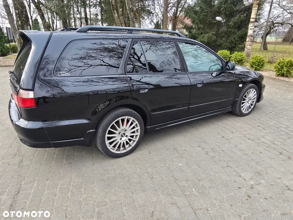 Mitsubishi Galant - 14