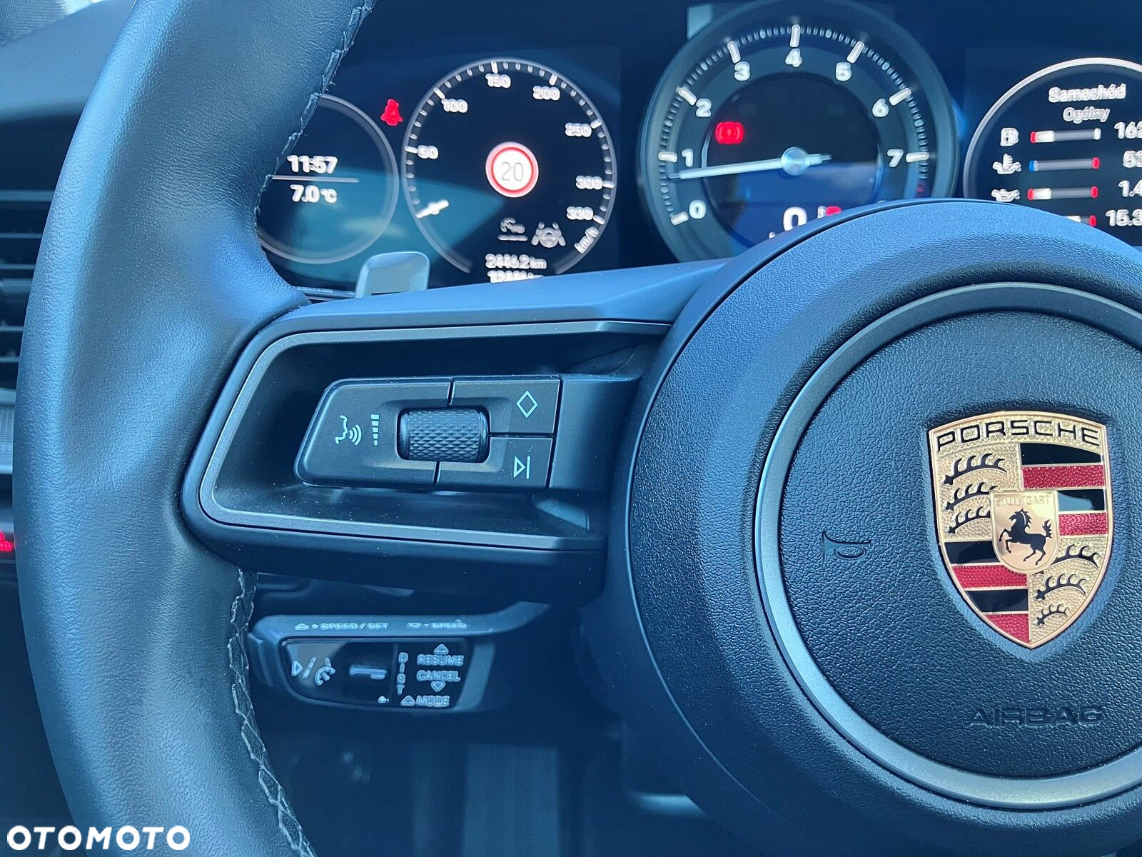 Porsche 911 - 24