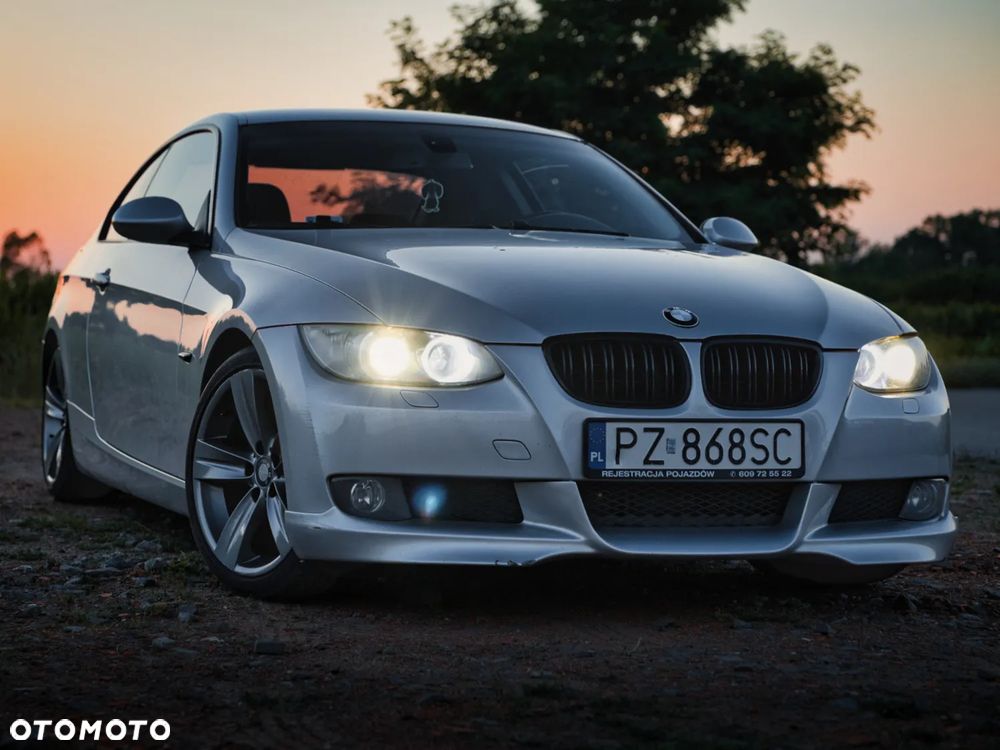BMW Seria 3 320i - 1