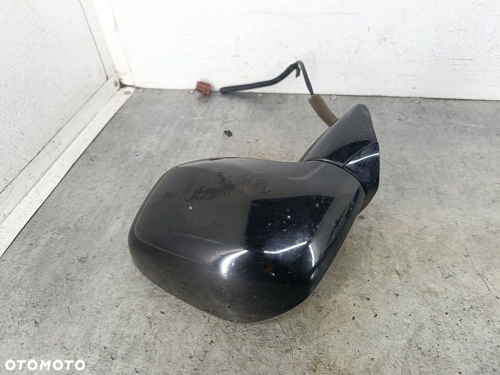 LUSTERKO LEWE NISSAN TIIDA  KH3 - 2