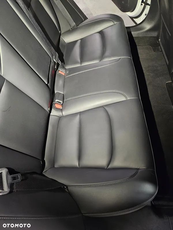Tesla Model 3 - 22
