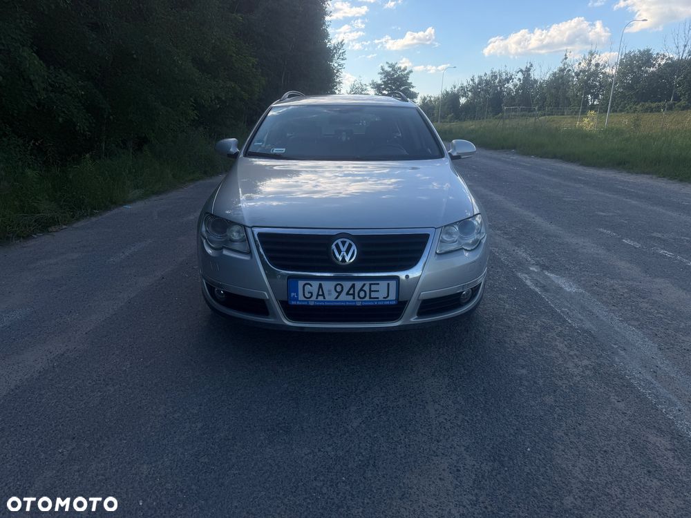 Volkswagen Passat 2.0 TDI DPF Comfortline DSG - 4