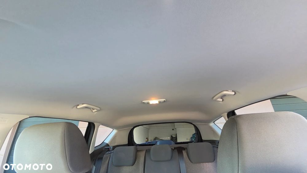 Ford Kuga 2.0 TDCi Trend - 26