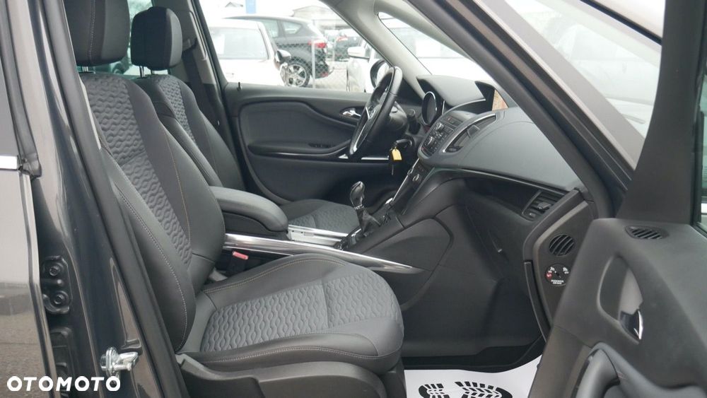 Opel Zafira - 13