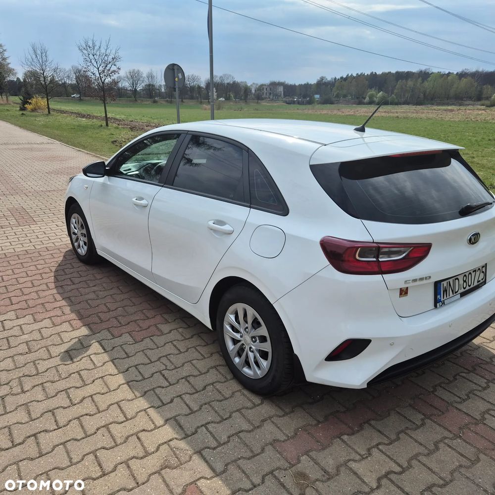 Kia Ceed 1.4 L Business Line - 4
