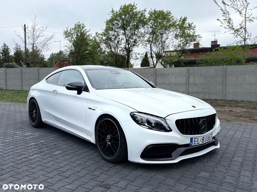 Mercedes-Benz Klasa C AMG 63 S AMG Speedshift 7G-MCT - 28