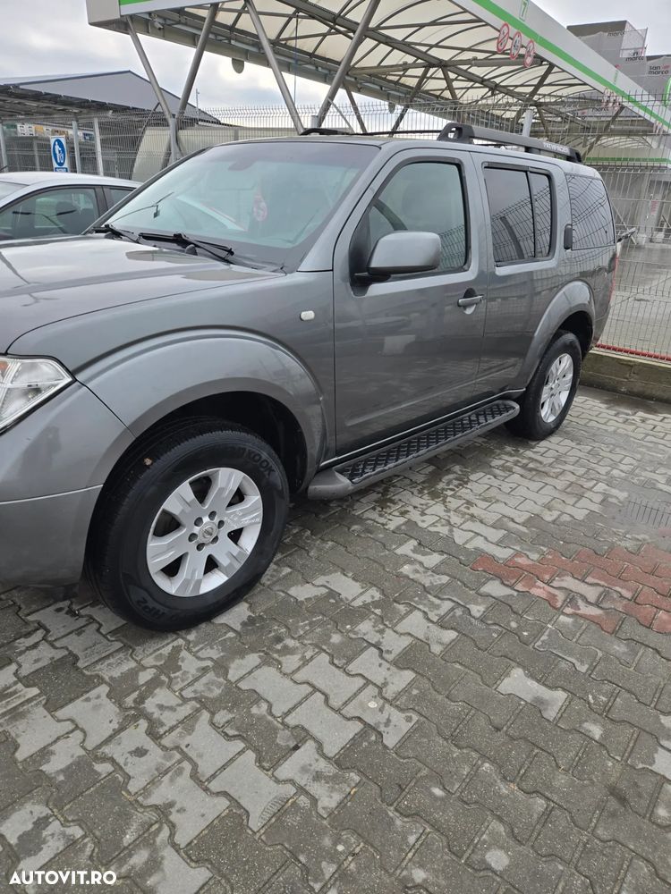 Nissan Pathfinder 2.5 dCi Aut. Premium - 3