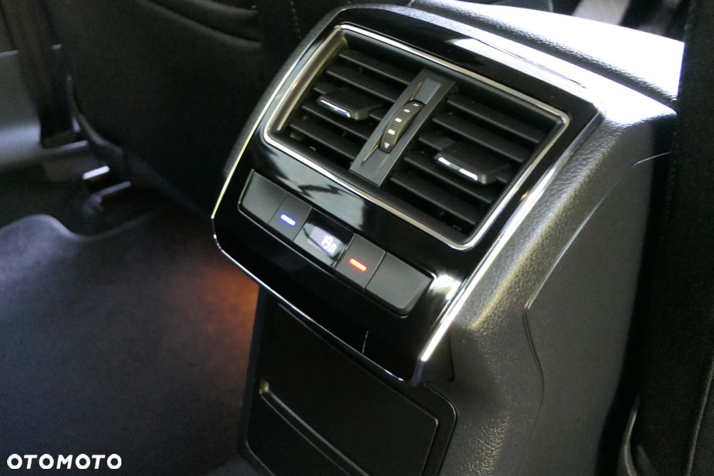 Skoda Superb 1.6 TDI Style - 24