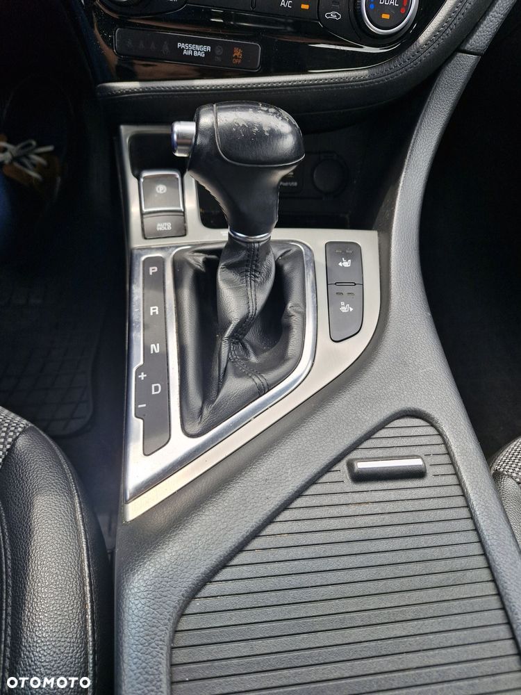 Kia Optima 2.0 L - 4