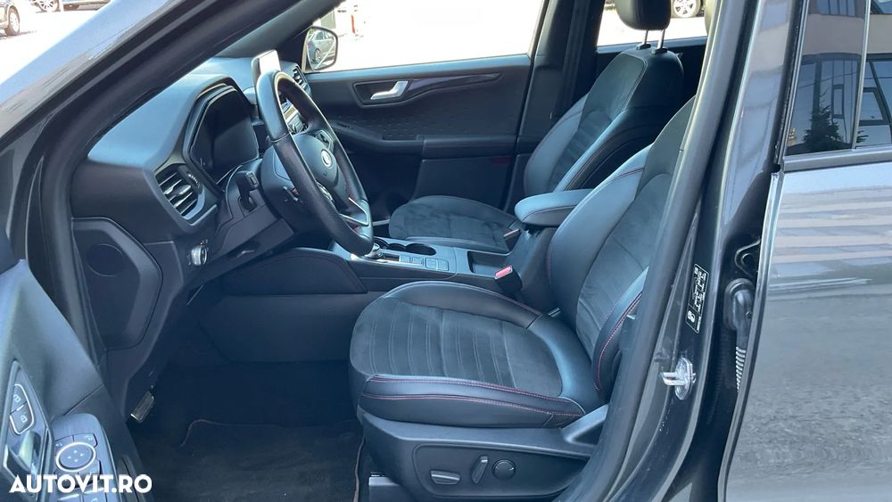 Ford Kuga - 13
