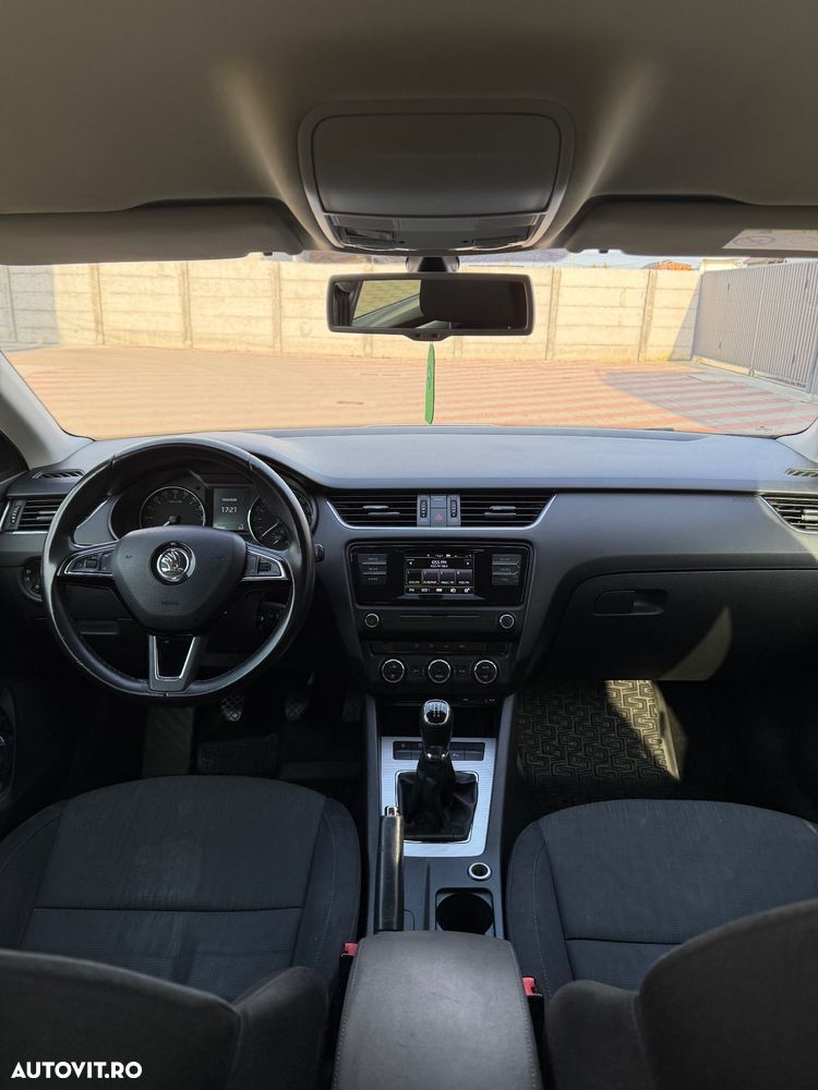 Skoda Octavia 1.6 TDI Ambition - 7