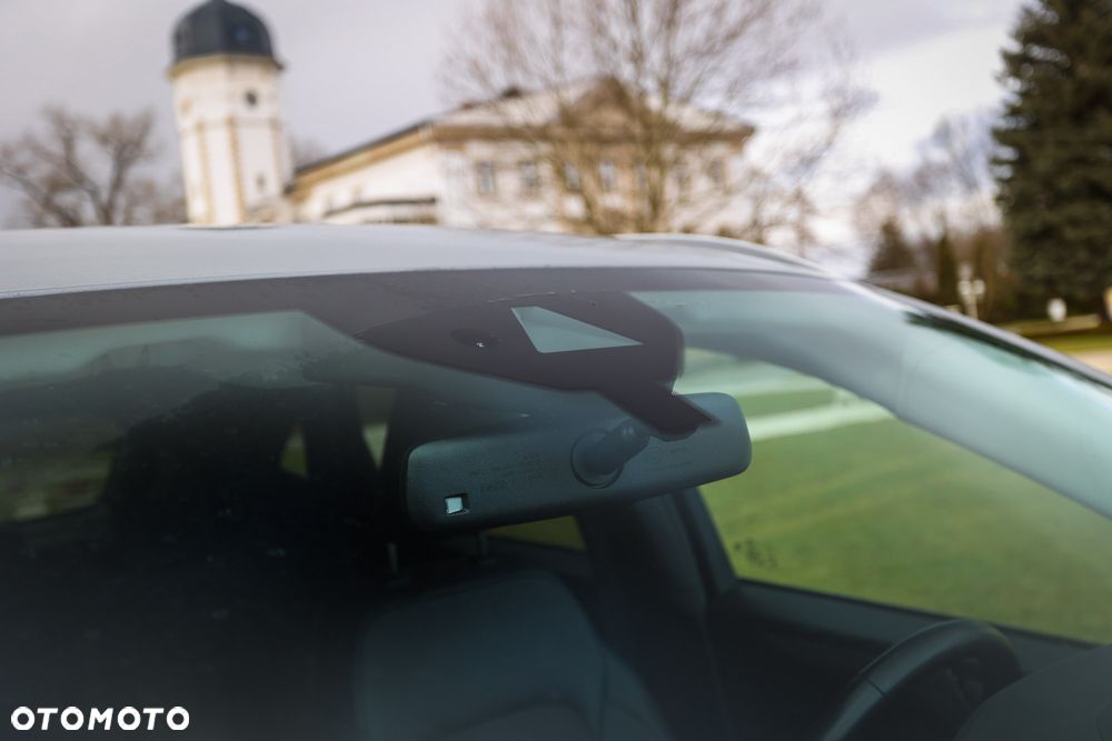 Ford Kuga 2.0 EcoBlue 4x4 TITANIUM X - 5