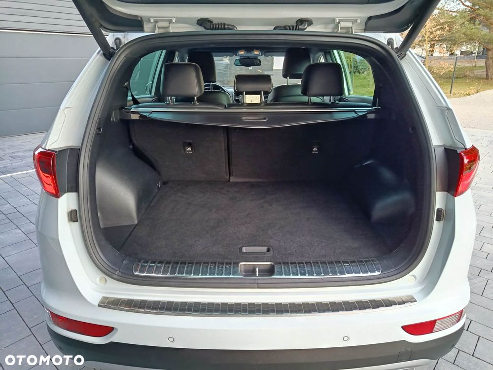 Kia Sportage 2,0 CRDI AWD GT Line - 26