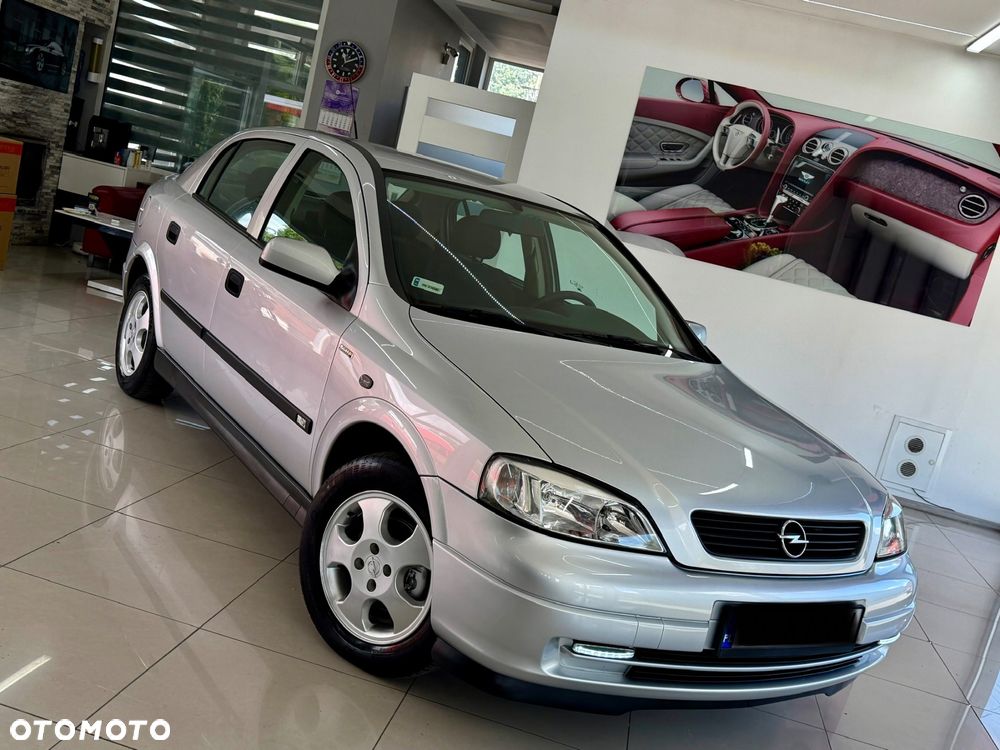 Opel Astra - 35