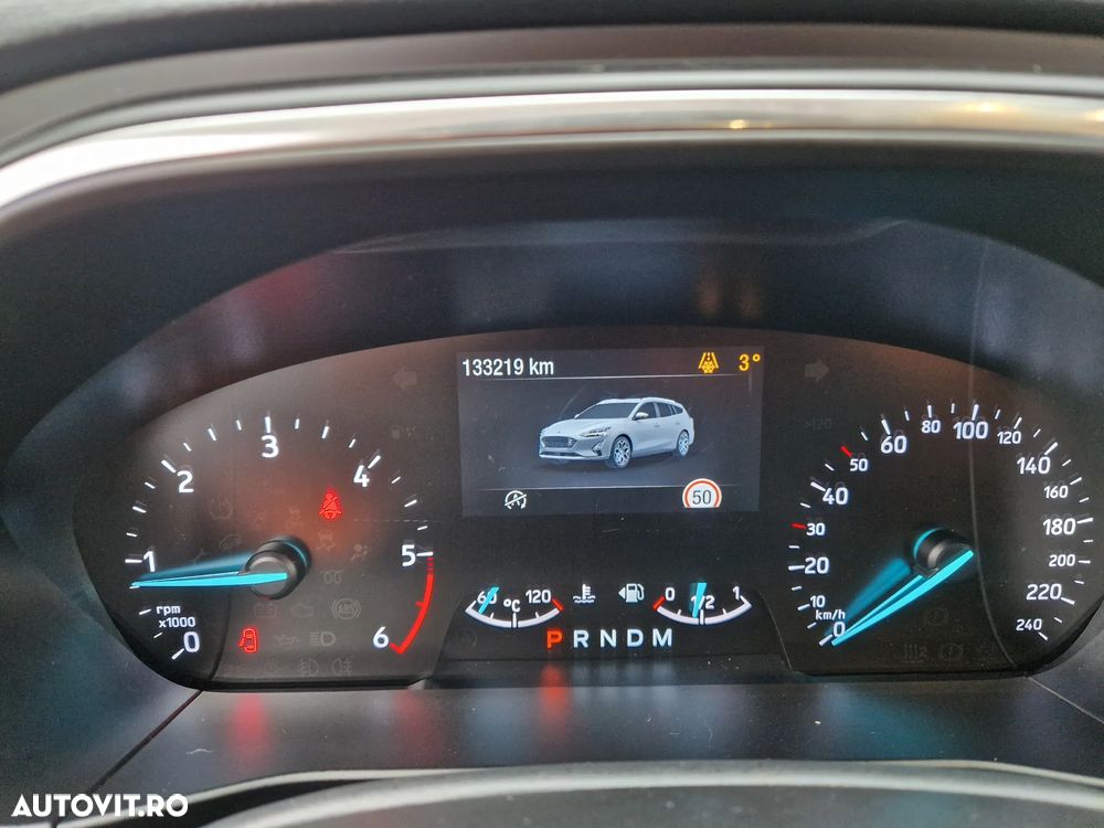 Ford Focus 2.0 EcoBlue Titanium Business - 17