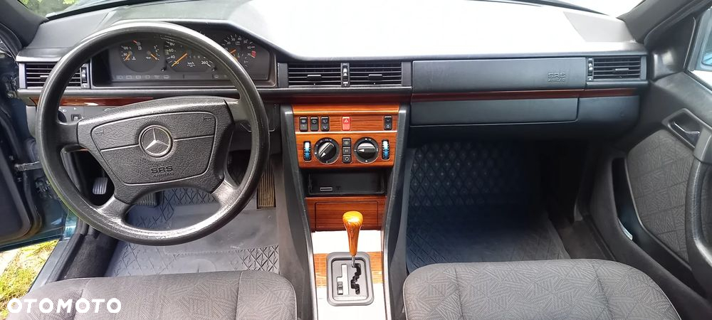 Mercedes-Benz Klasa E - 10