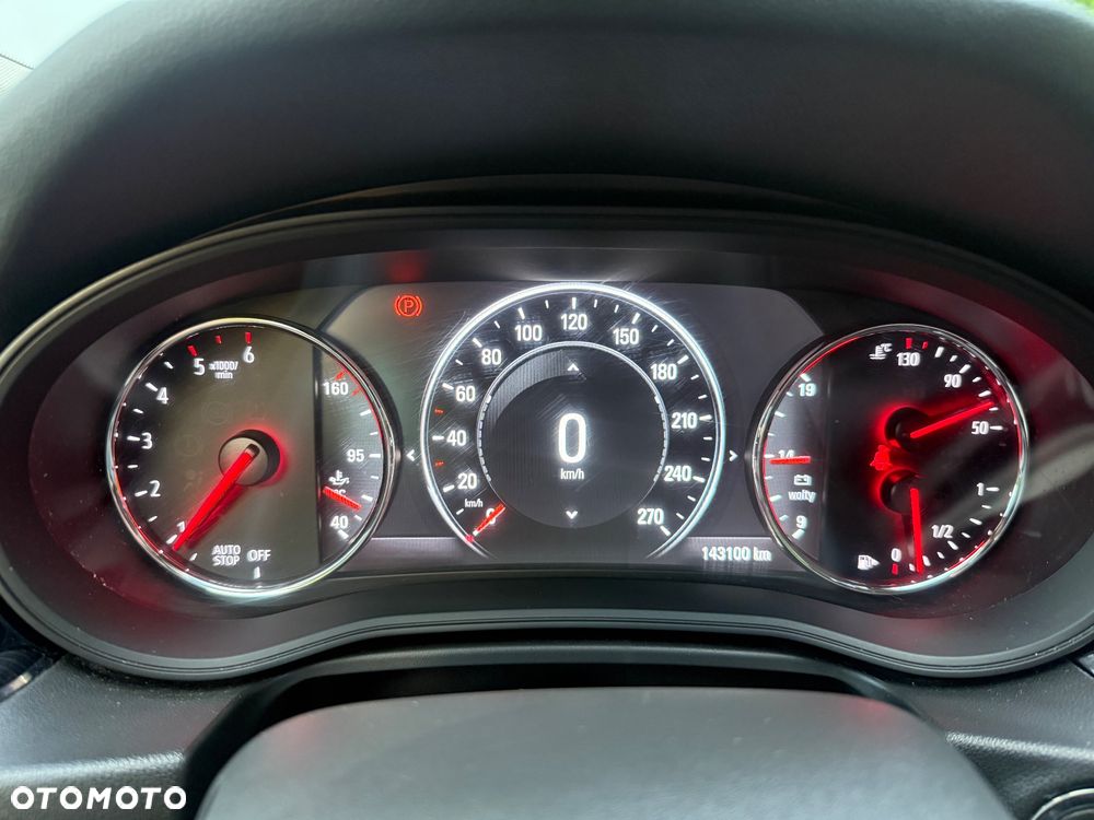 Opel Insignia - 10