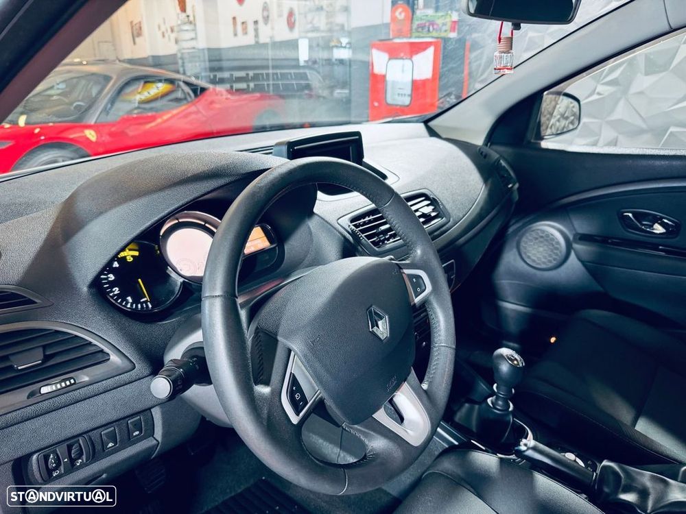 Renault Mégane 1.5 dCi Dynamique - 21