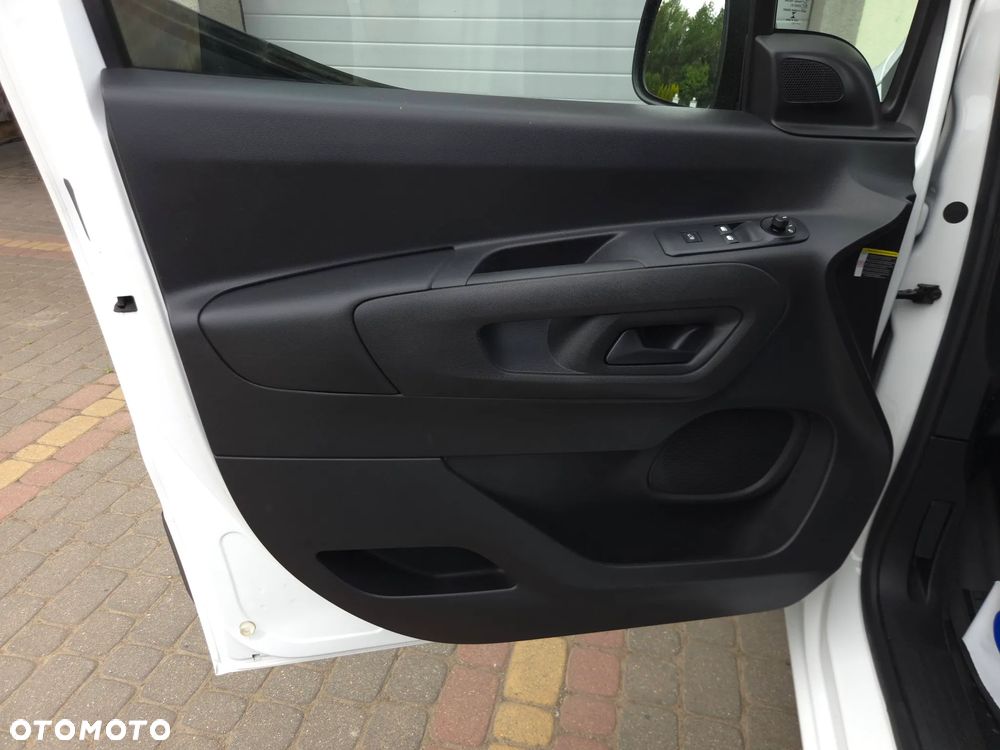 Peugeot Partner FlexCab L2 EHZ S&S Pro - 24
