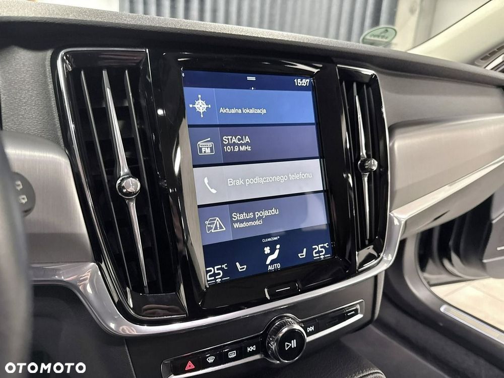Volvo V90 D4 Geartronic Momentum Pro - 23