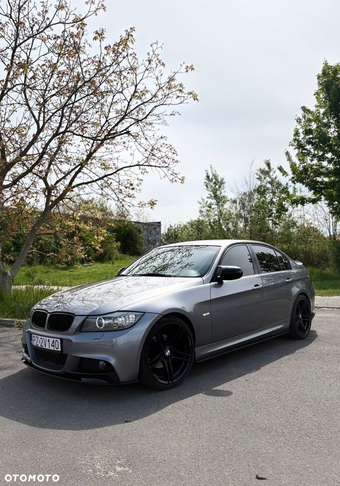 BMW Seria 3 318d - 1