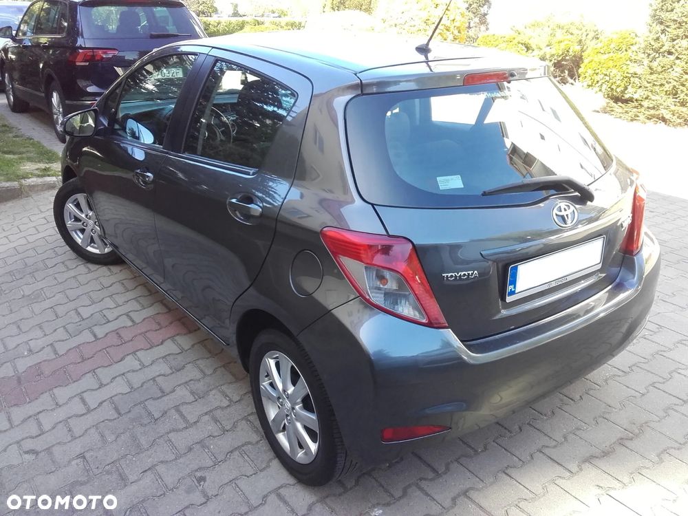 Toyota Yaris - 11