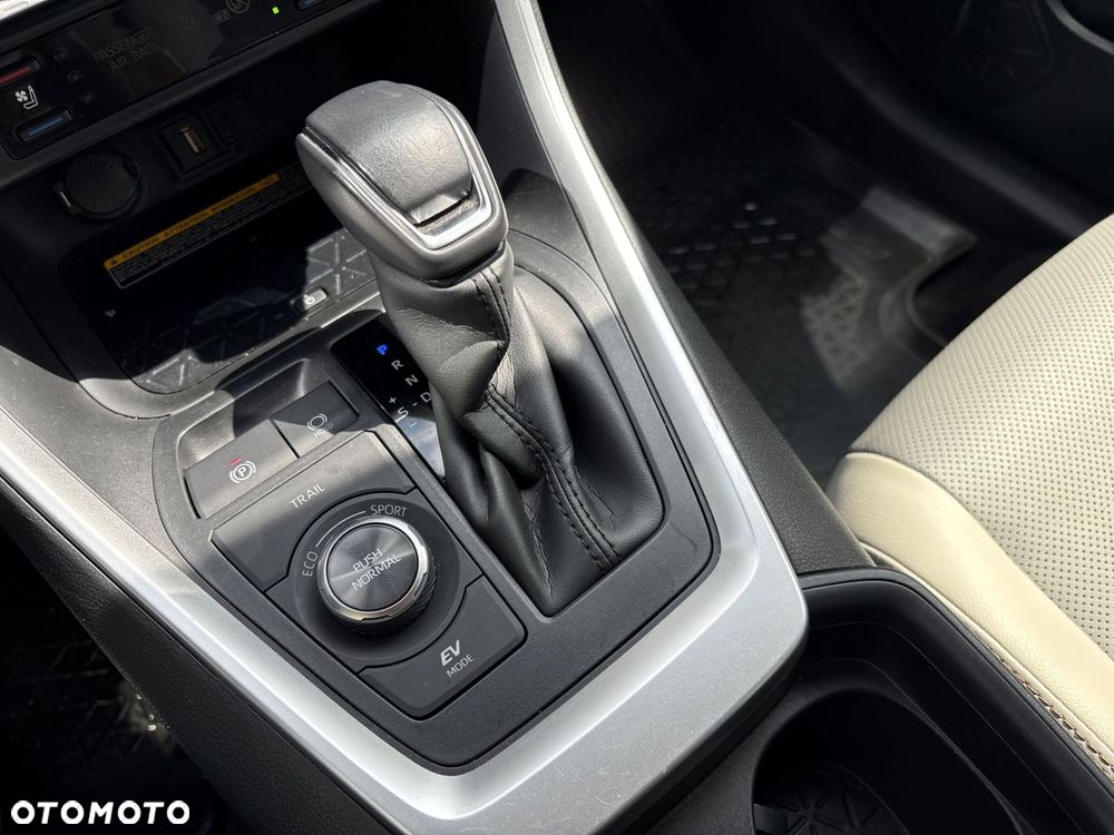 Toyota RAV4 2.5 Hybrid Executive 4x4 - 15