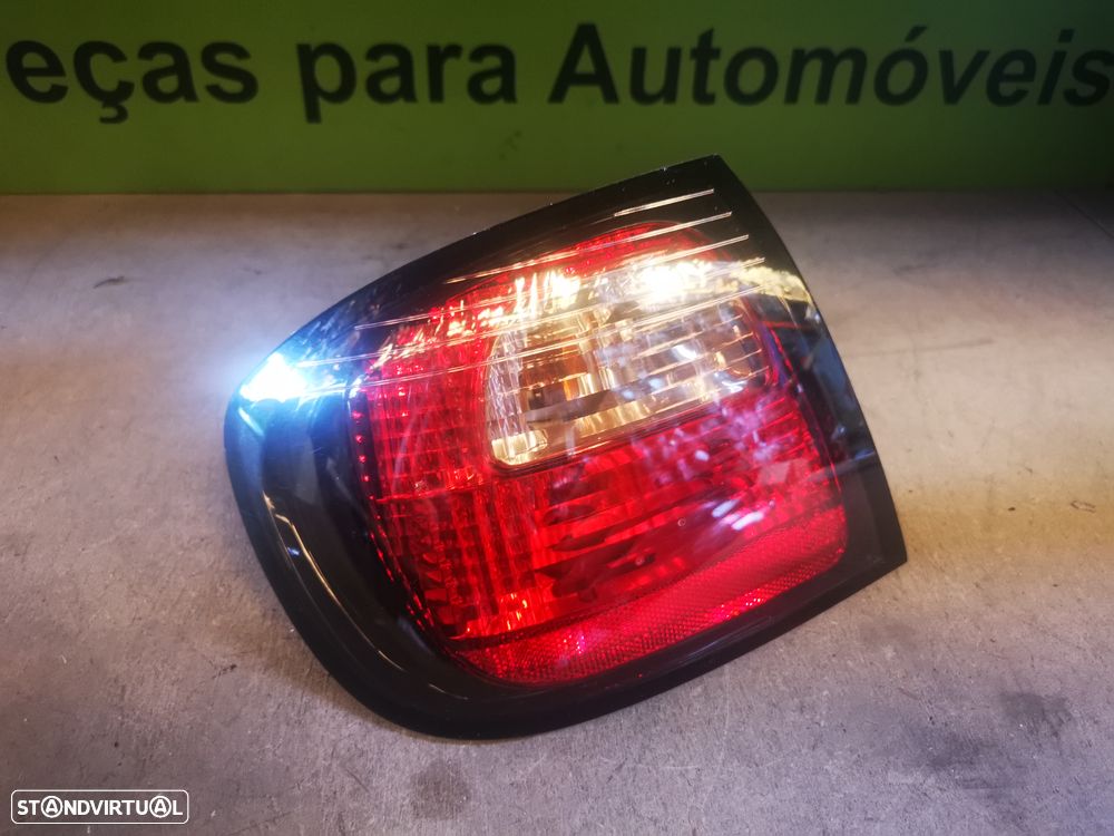 NISSAN PRIMERA P11 HATCHBACK FAROLIM ESQUERDO - FT286 - 3