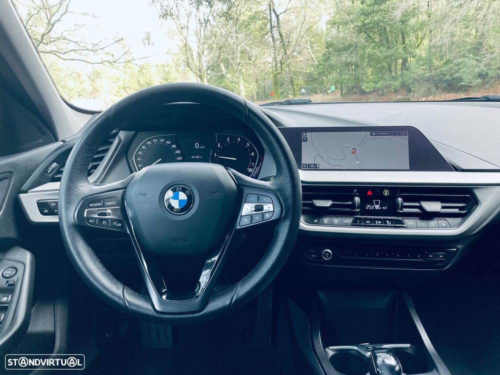 BMW 116 i Aut. Luxury Line - 12